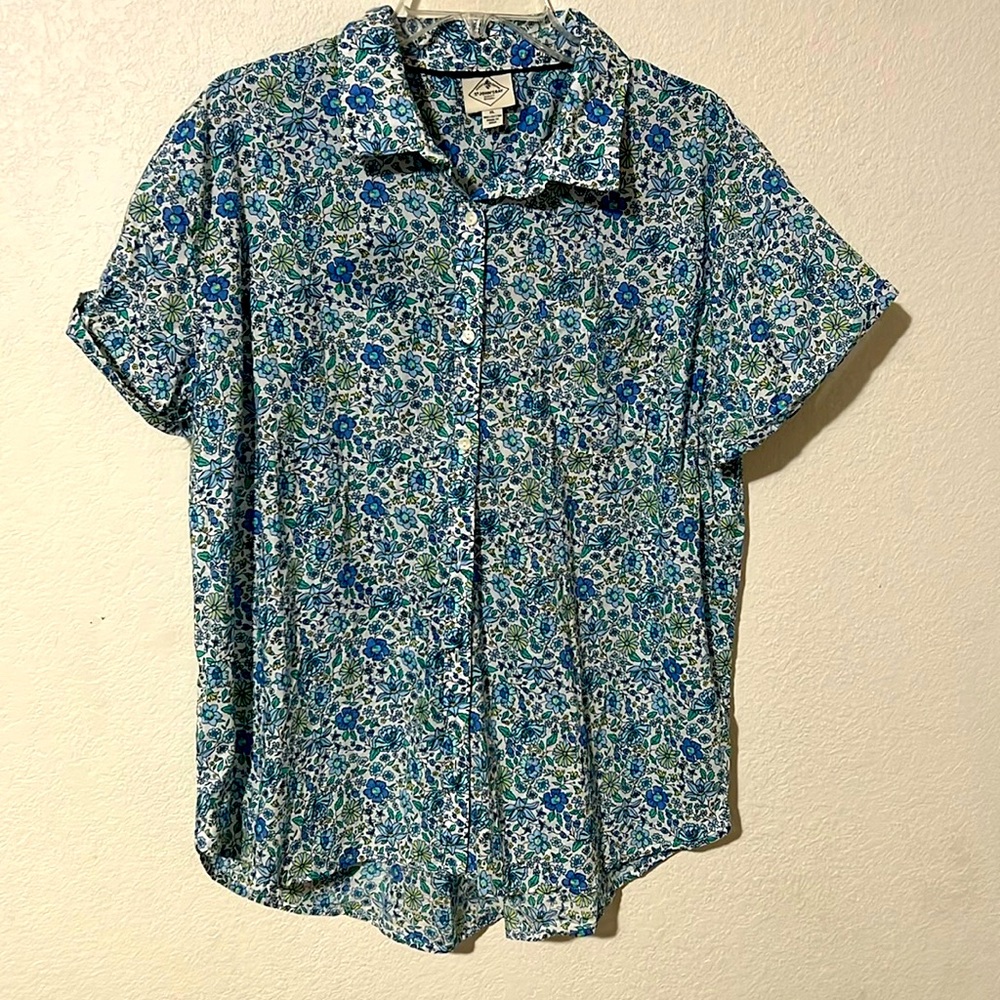 St John’s Bay Light Blue Floral Short Sleeve Blouse
